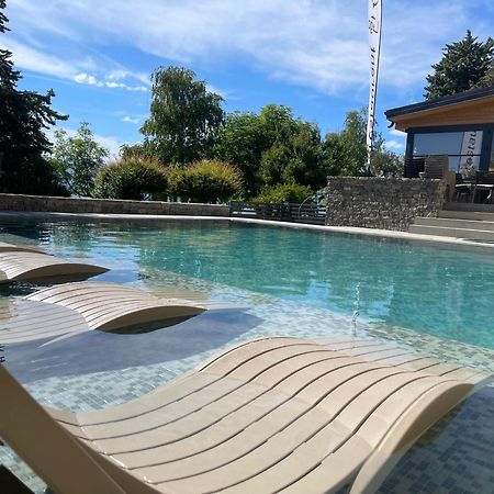 Lago Hotel Lagadin Bagian luar foto