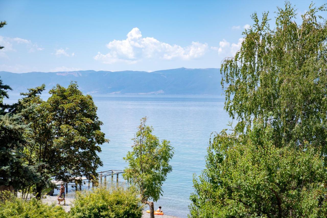 Lago Hotel Lagadin Bagian luar foto